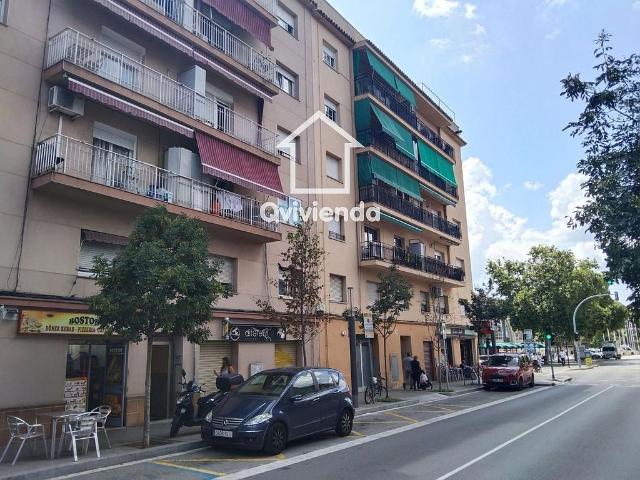 Piso en venta en calle De Francesc Macià i Llussà, Granollers, de 69 m² 3 habitaciones por 78.000