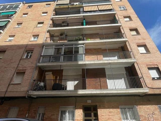 Piso en venta en calle De Francisco de Vitòria, Terrassa, de 66 m² 3 habitaciones por 149.000