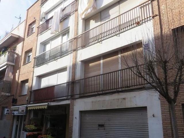 Piso en venta en calle De Guifré El Pelós, Viladecans, de 61 m² 3 habitaciones por 148.000