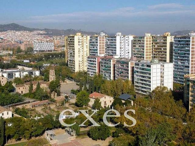 Piso en venta en calle De Guipúscoa, Barcelona, de 85 m² 4 habitaciones por 380.000