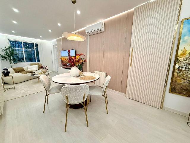 Piso en venta en calle De Guitard, Barcelona, de 68 m² 2 habitaciones por 460.000