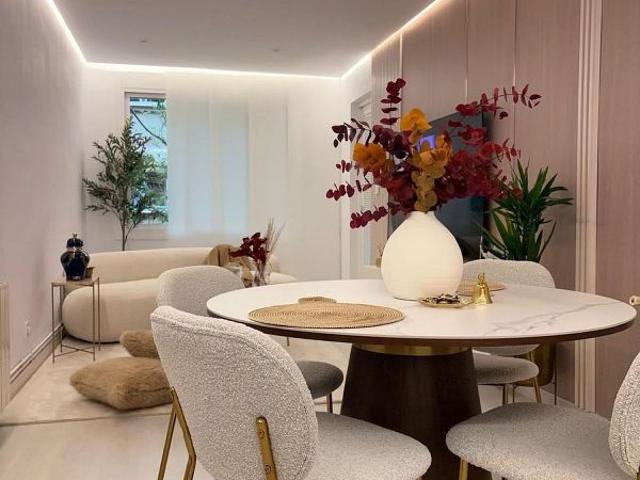 Piso en venta en calle De Guitard, Barcelona, de 60 m² 2 habitaciones por 475.000
