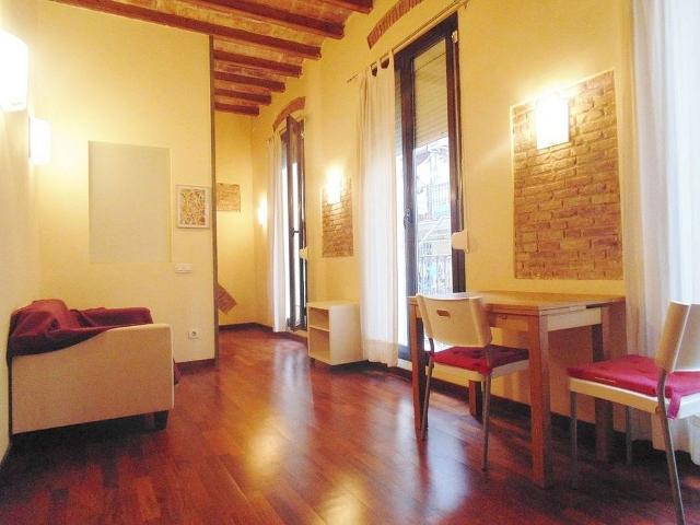 Piso en venta en calle De Guítert, Barcelona, de 31 m² 1 habitación por 205.000