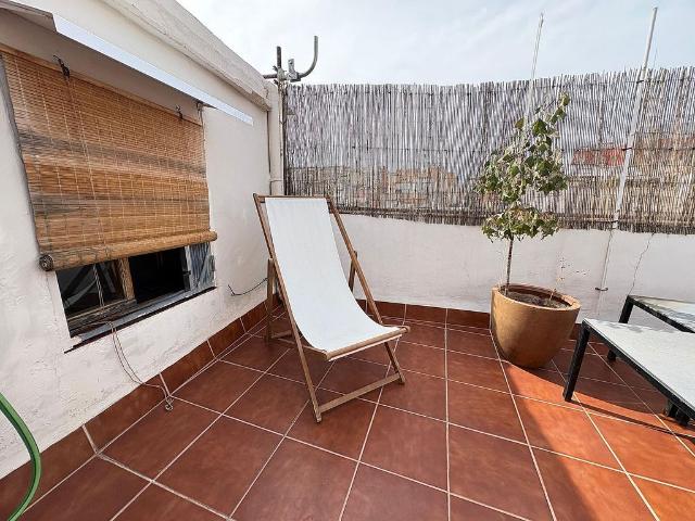 Piso en venta en calle De Galileu, Barcelona, de 39 m² 2 habitaciones por 270.000