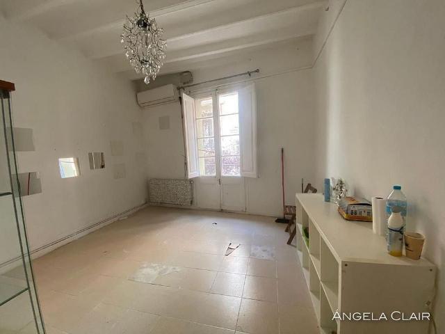 Piso en venta en calle De Gayarre, Barcelona, de 79 m² 4 habitaciones por 339.000