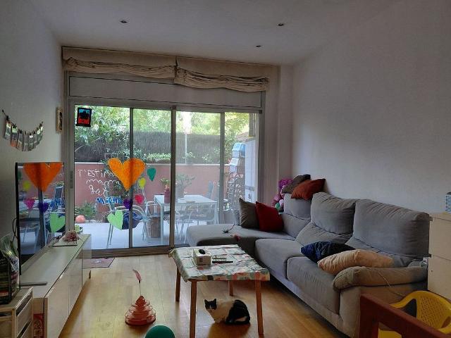Piso en venta en calle De Gernika, Barcelona, de 58 m² 2 habitaciones por 380.000