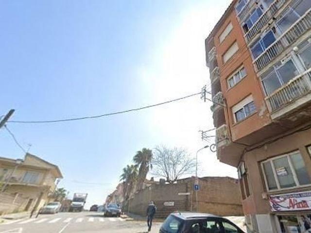 Piso en venta en calle De Girona, Tordera, de 47 m² 2 habitaciones por 140.000