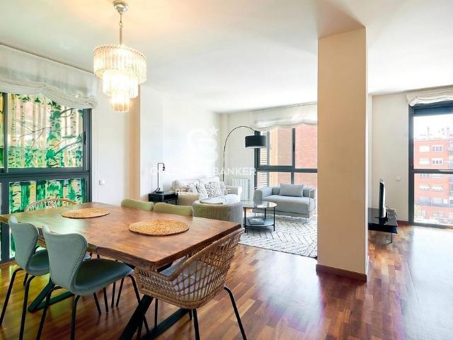 Piso en venta en calle De Girona, Barcelona, de 105 m² 2 habitaciones por 725.000