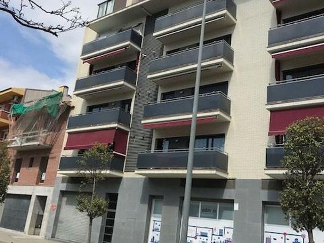 Piso en venta en calle De Girona, Malgrat de Mar, de 292 m² 5 habitaciones por 425.000