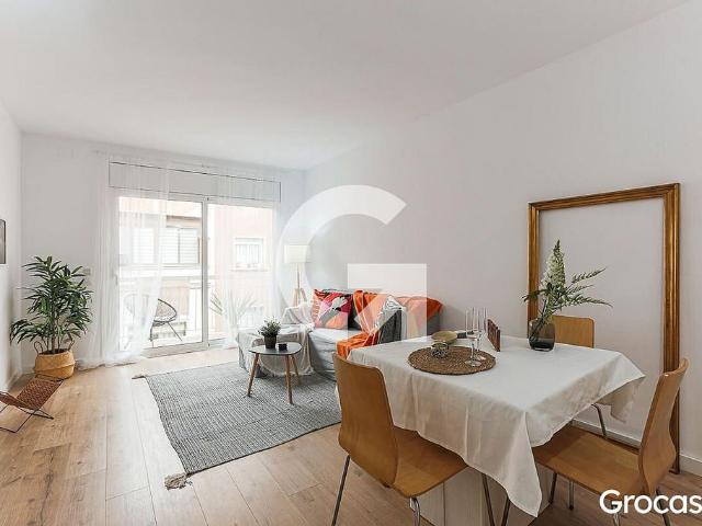 Piso en venta en calle De Graner, Hospitalet de Llobregat, L´, de 52 m² 2 habitaciones por 210.000