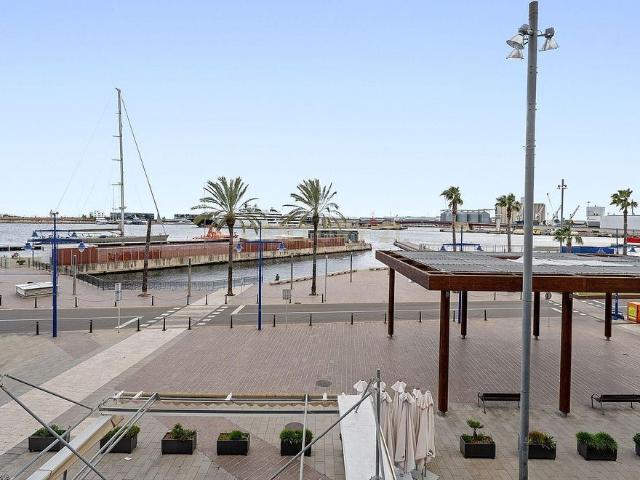 Piso en venta en calle De Gravina, Tarragona, de 73 m² 3 habitaciones por 269.000