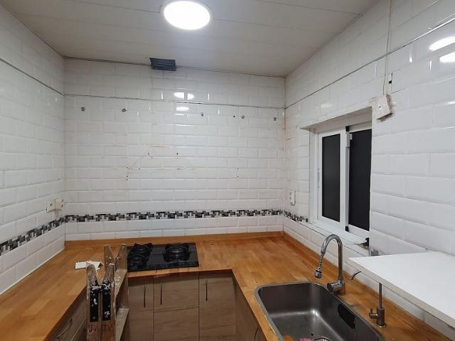Piso en venta en calle De Jacint Verdaguer, Hospitalet de Llobregat, L´, de 50 m² 2 habitaciones por 155.000