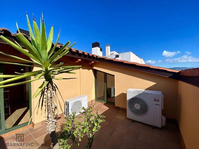 Piso en venta en calle De Jaume I, Sant Boi de Llobregat, de 80 m² 3 habitaciones por 425.000