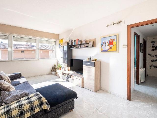 Piso en venta en calle De Joan Miró, Sant Quirze del Vallès, de 70 m² 3 habitaciones por 299.900