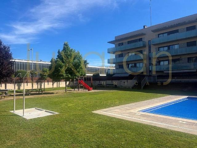 Piso en venta en calle De Josep Pallach, Lleida, de 55 m² 2 habitaciones por 174.000