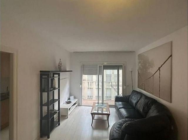 Piso en venta en calle De Josep Pers i Ricart, Vilanova i La Geltrú, de 94 m² 4 habitaciones por 227.000