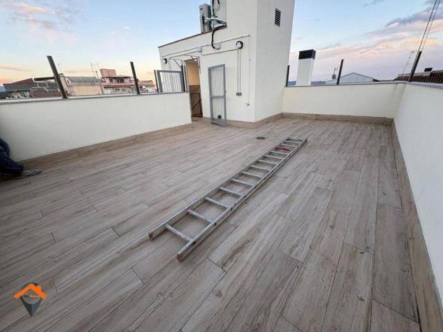 Piso en venta en calle De la Maladeta, Sabadell, de 80 m² 3 habitaciones por 265.000