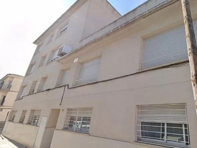 Piso en venta en calle De la Mare de Déu de L'esperança, Terrassa, de 73 m² 2 habitaciones por 130.000 €