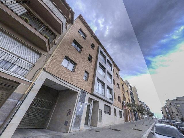 Piso en venta en calle De la Mare de Déu del Carme, Terrassa, de 61 m² 1 habitación por 94.000 €