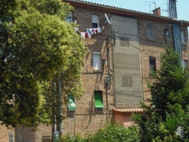 Piso en venta en calle De la Mariola, Lleida, de 37 m² 2 habitaciones por 14.300 €