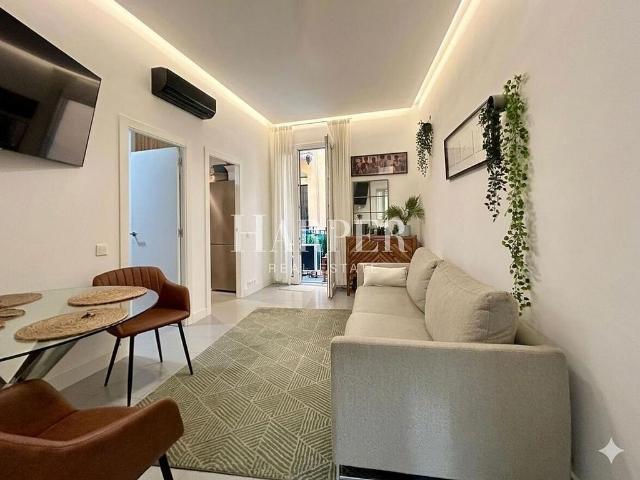 Piso en venta en calle De la Blanqueria, Barcelona, de 60 m² 4 habitaciones por 310.000