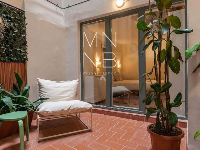 Piso en venta en calle De la Bòria, Barcelona, de 114 m² 2 habitaciones por 400.000