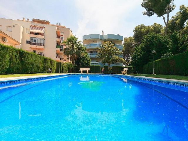Piso en venta en calle De la Ciutat de Reus, Salou, de 61 m² 2 habitaciones por 258.000