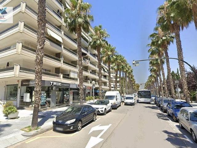 Piso en venta en calle De la Ciutat de Reus, Salou, de 96 m² 3 habitaciones por 176.000