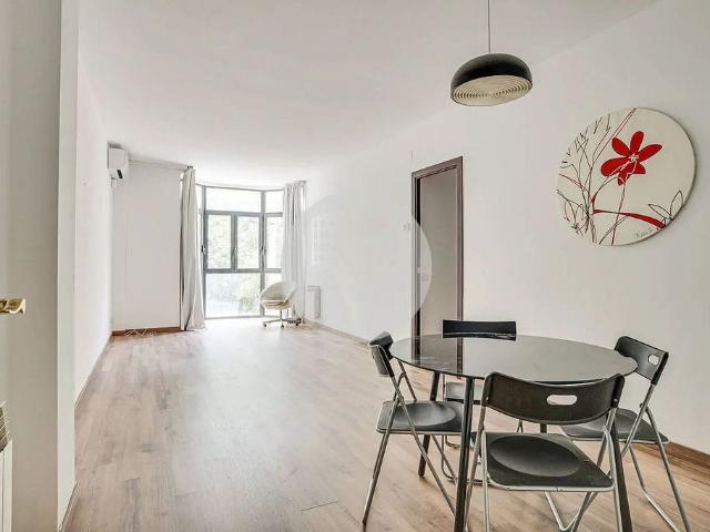 Piso en venta en calle De la Diputació, Barcelona, de 110 m² 2 habitaciones por 570.000