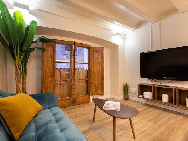 Piso en venta en calle De la Flor del Lliri, Barcelona, de 38 m² 1 habitación por 208.000