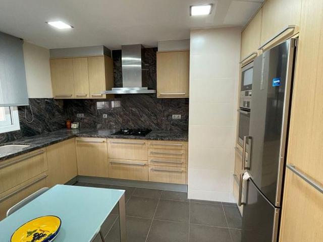 Piso en venta en calle De la Llibertat, Ametlla de Mar, l´, de 140 m² 4 habitaciones por 230.000 €