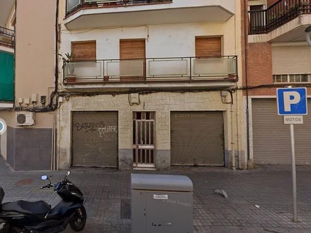 Piso en venta en calle De la Pubilla Cases, Hospitalet de Llobregat, L´, de 51 m² 3 habitaciones por 77.000