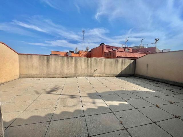 Piso en venta en calle De la Puríssima Concepció, Reus, de 61 m² 2 habitaciones por 200.000