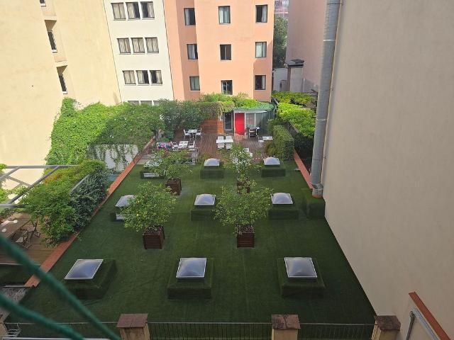 Piso en venta en calle De la Portaferrissa, Barcelona, de 203 m² 3 habitaciones por 719.000