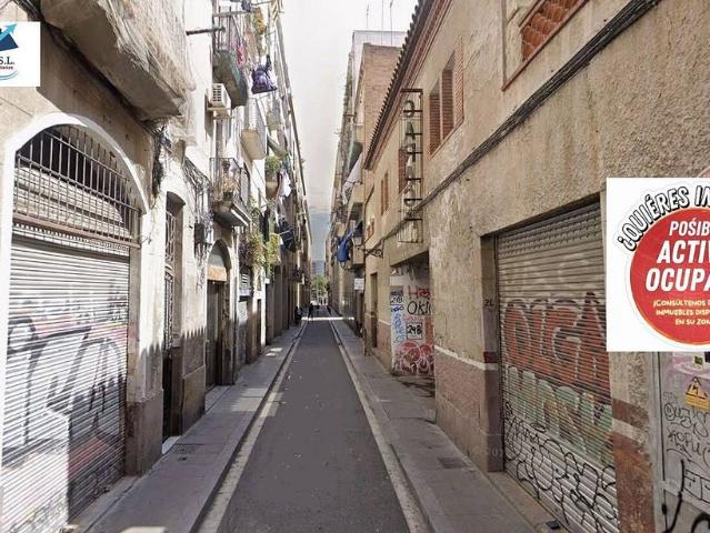 Piso en venta en calle De la Riereta, Barcelona, de 41 m² 1 habitación por 89.000