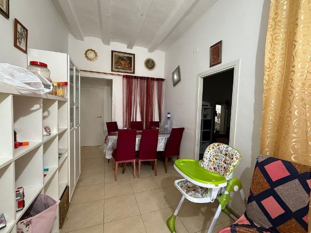 Piso en venta en calle De la Riereta, Barcelona, de 60 m² 2 habitaciones por 215.000