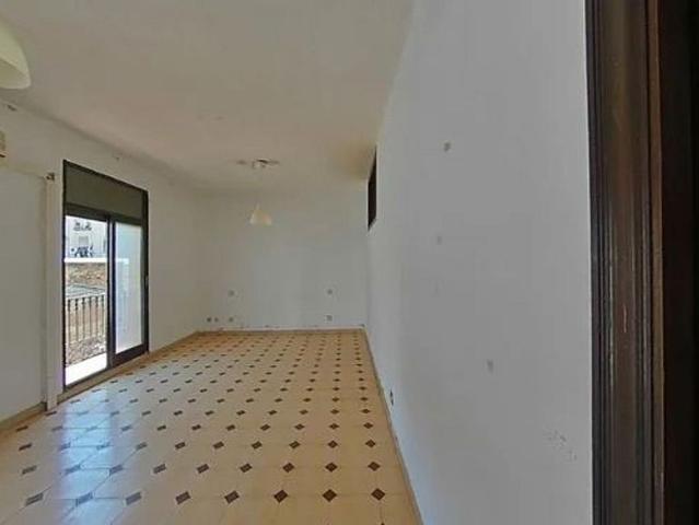 Piso en venta en calle De la Riereta, Barcelona, de 81 m² 4 habitaciones por 273.700