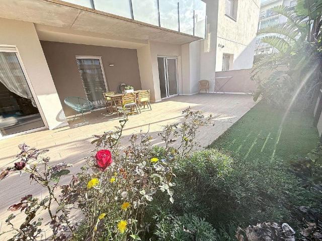 Piso en venta en calle De la Roca Grossa, Roses, de 47 m² 2 habitaciones por 264.000