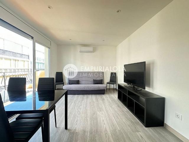 Piso en venta en calle De la Roca Negra, Roses, de 91 m² 3 habitaciones por 224.000