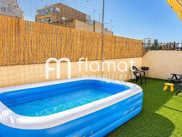 Piso en venta en calle De la Selva, Badalona, de 74 m² 3 habitaciones por 285.000
