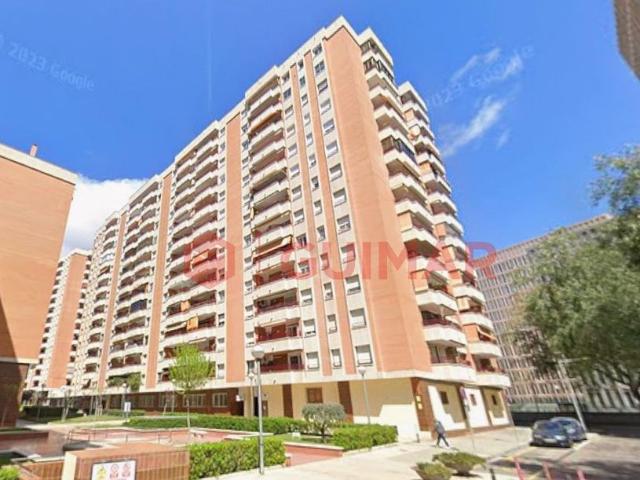 Piso en venta en calle De L'aprestadora, Hospitalet de Llobregat, L´, de 99 m² 3 habitaciones por 280.000