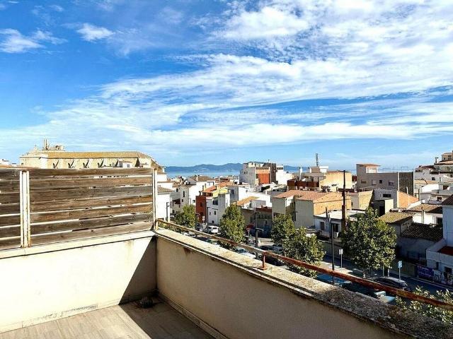 Piso en venta en calle De L'ave Maria, Escala, L´, de 140 m² 4 habitaciones por 499.000