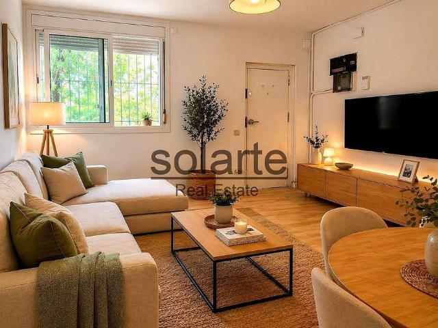 Piso en venta en calle De Les Agudes, Barcelona, de 75 m² 3 habitaciones por 170.000