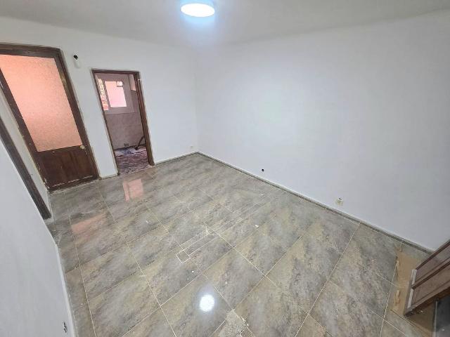 Piso en venta en calle De Les Aigües del Llobregat, Hospitalet de Llobregat, L´, de 54 m² 2 habitaciones por 160.000