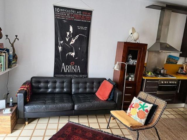 Piso en venta en calle De Les Carretes, Barcelona, de 52 m² 2 habitaciones por 258.000