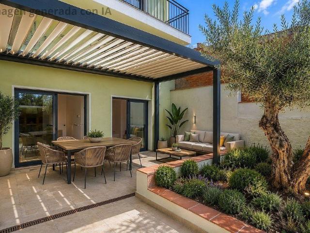 Piso en venta en calle De Les Hortes, Figueres, de 76 m² 2 habitaciones por 245.000