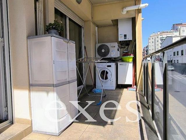 Piso en venta en calle De L'hoquei, Terrassa, de 71 m² 2 habitaciones por 210.000