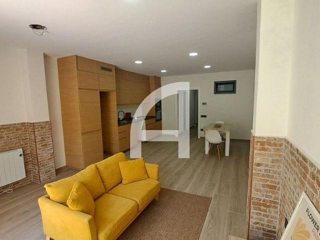 Piso en venta en calle De L'infant Martí, Terrassa, de 85 m² 3 habitaciones por 315.000