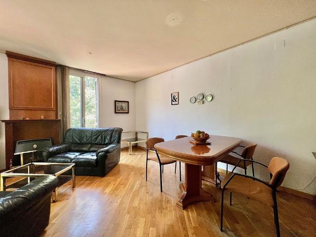 Piso en venta en calle De Los Castillejos, Barcelona, de 90 m² 4 habitaciones por 478.500