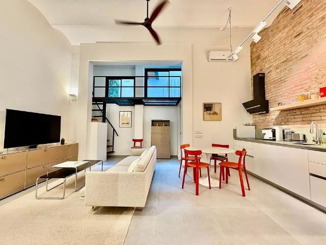 Piso en venta en calle De Lope de Vega, Barcelona, de 41 m² 2 habitaciones por 235.000